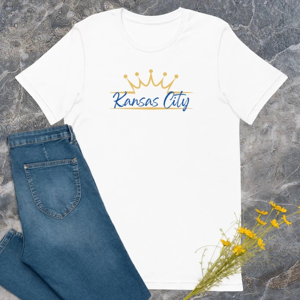White Kansas City Crown Bella + Canvas Men’s/Women’s Size Med Graphic T-Shirt